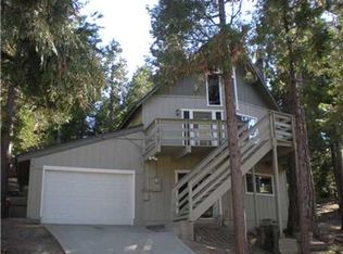 27169 Peninsula Dr, Lake Arrowhead, CA 92352