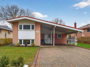 130 Verobeach Blvd, Toronto, ON M9M 1R1