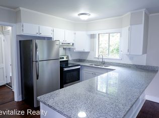 1809 Forrest St, Mobile, AL 36606