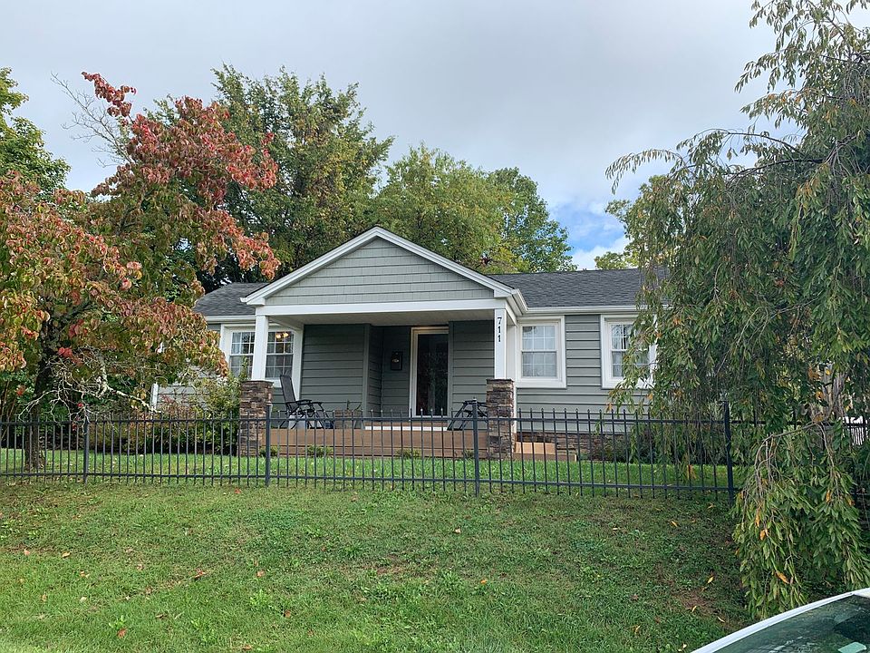 1st image of 711 Gracelyn Ct Suite 206