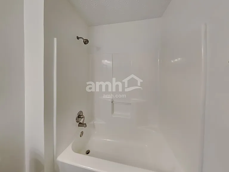 1137 Eastmill Cv — Photo 13