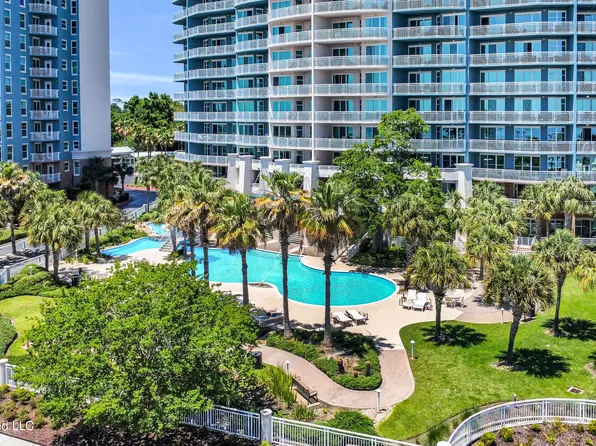 2230 Beach Dr APT 504, Gulfport, MS 39507