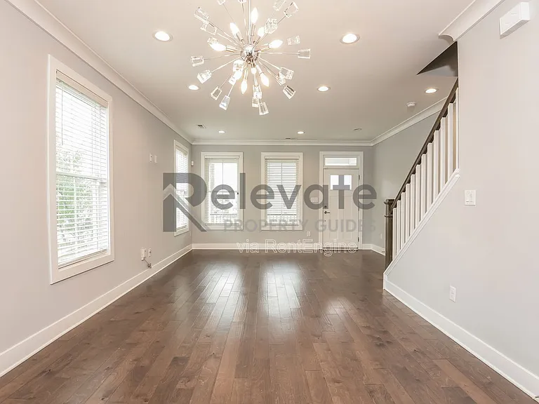 3018 S St — Photo 5