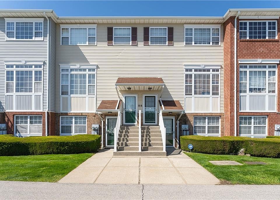 1st image of 191 Surf Dr #120
