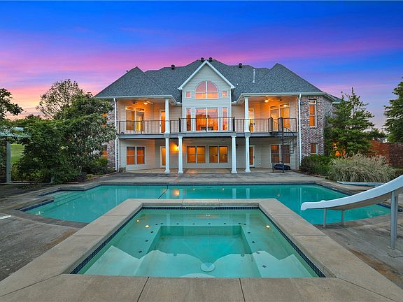 2nd image of 1565 Lafite Ln