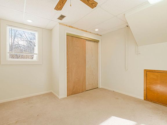 2nd image of 815 E 118th Ter