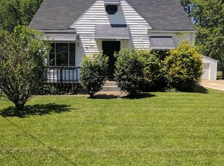 744 McKinley Ave, Bedford, OH 44146