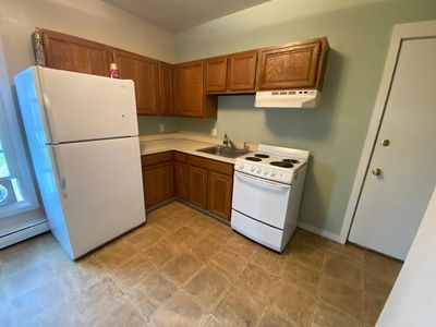 593 Main St APT 7, Westbrook, ME, 04092