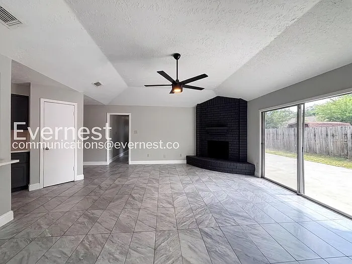 1334 Willersley Ln — Photo 10