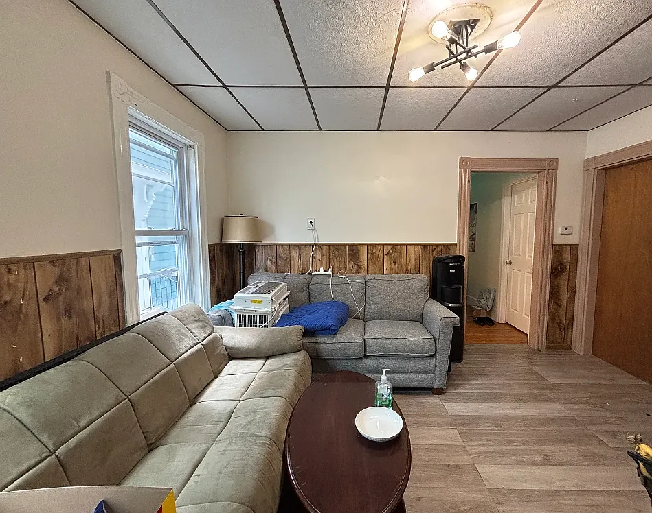 3 bed, 9999 sqft, $3,600 — Photo 4