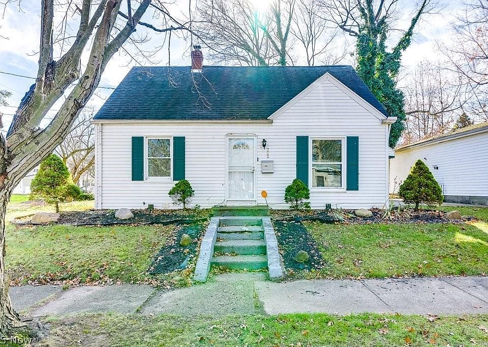 1st image of 792 Caddo Ave
