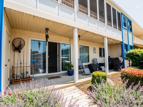 241 Chase St APT A2l, Russells Pt, OH 43348