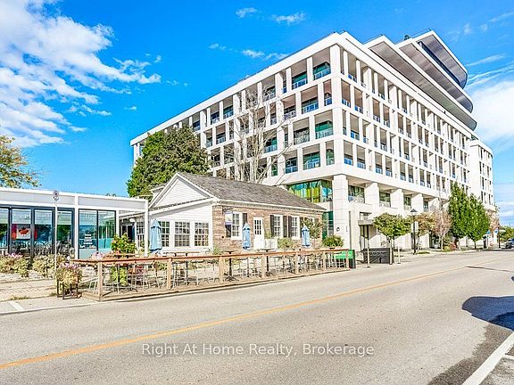 3rd image of 11 Bronte Rd #201