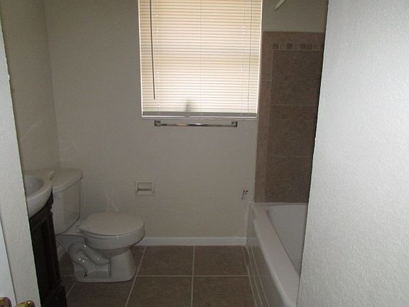 5th image of 2414 Marble Dr