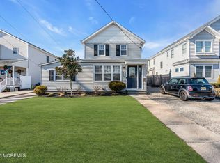 115 10th Ave, Spring Lake, NJ 07762