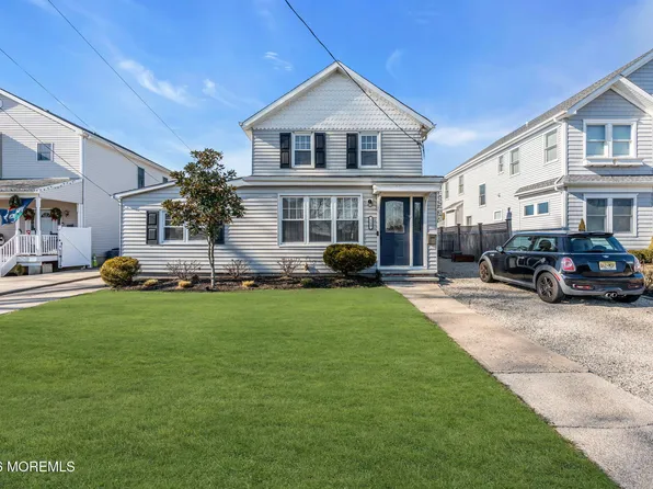 115 10th Ave, Spring Lake, NJ 07762