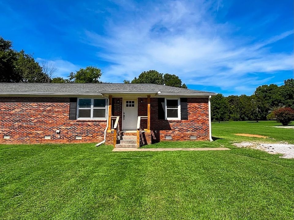 1st image of 456 Gladeville Rd #A