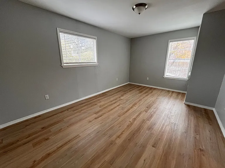 8802A Little Walnut Dr — Photo 10