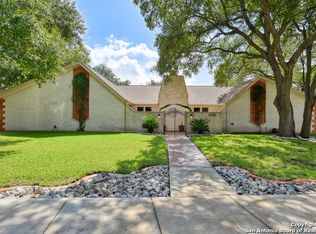 6202 Hickory Holw, Windcrest, TX 78239