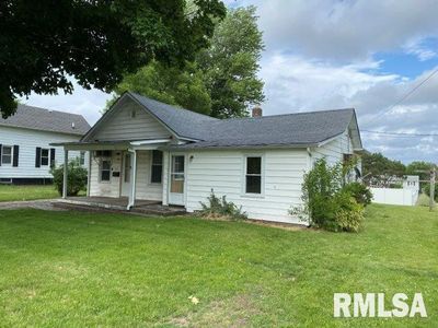 1304 SE 2nd Ave #A, Aledo, IL, 61231