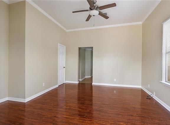 3rd image of 2053 N Johnson St