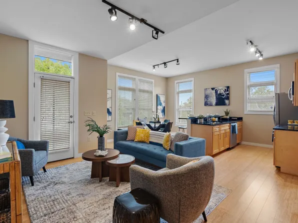 1706 18th Ave S Suite 301, Nashville, TN 37212