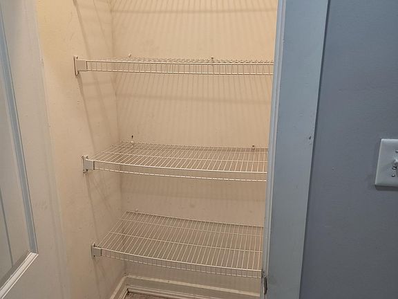 walk in pantry