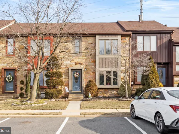 20 Crawford Ct, Hamilton, NJ 08690