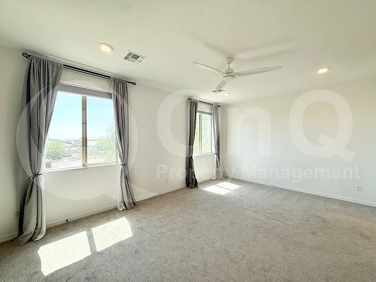 4602 S Flare — Photo 29