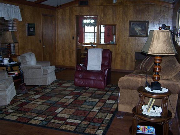 4th image of 102 Cross Timbers St