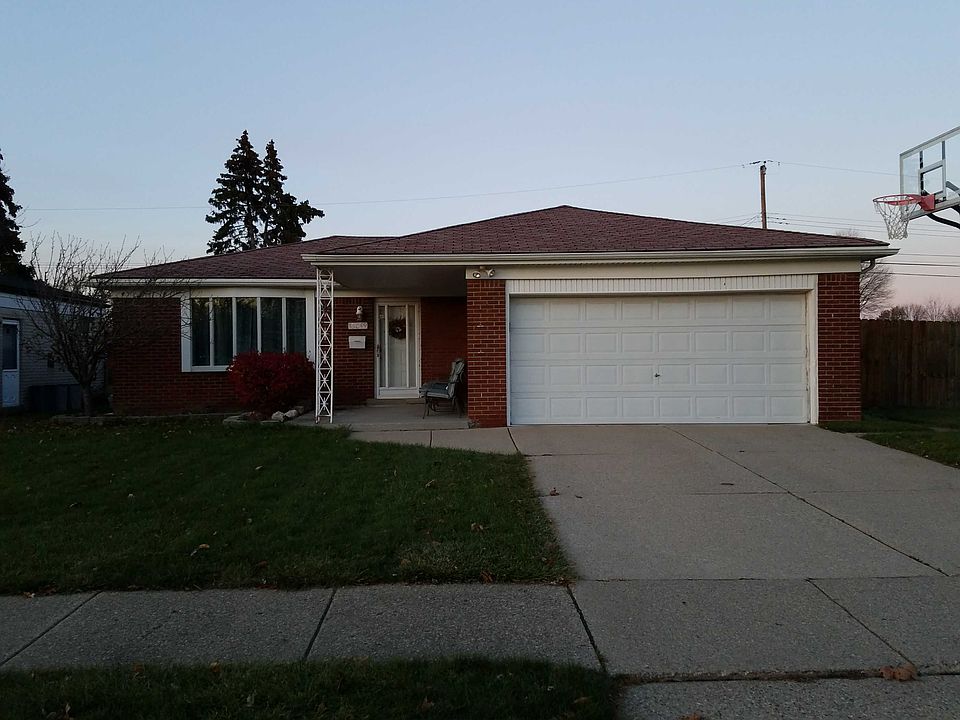 1st image of 13049 Cromie Dr