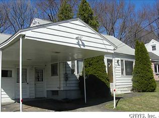 138 W Dauenhauer St, East Syracuse, NY 13057