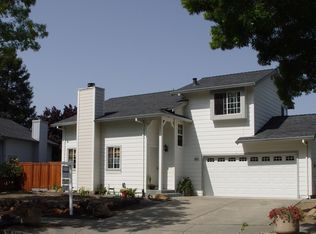 3493 Walnut Grove St, Santa Rosa, CA 95403