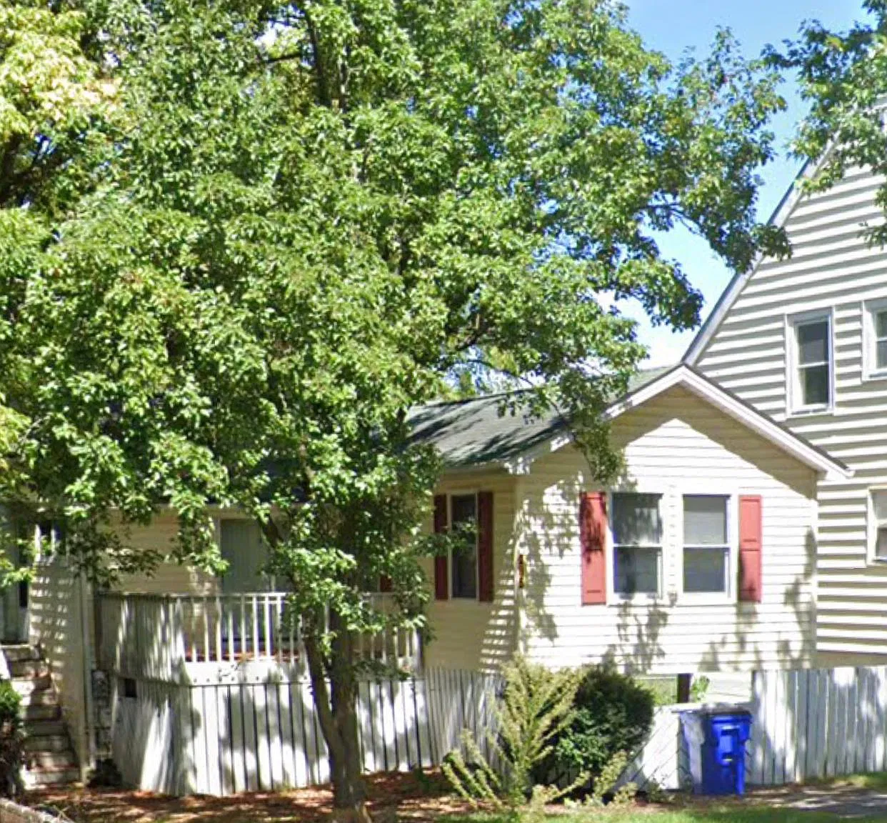 3 bed, 1906 sqft, $1,800 — Photo 1