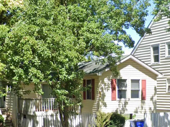 265 2nd St, Christiansburg, VA 24073