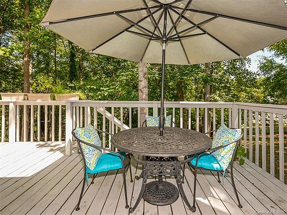 2nd image of 6803 Idlewild Brook Ln