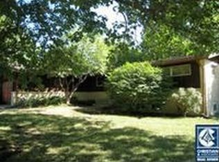 1916 Vermont St, Manhattan, KS 66502