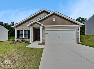 109 Taverners Ln, Angier, NC 27501