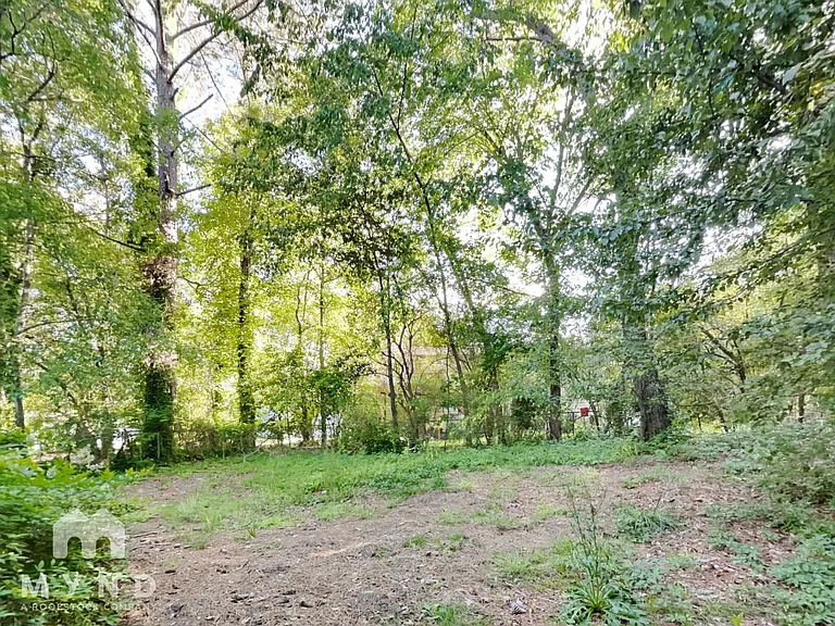 3047 Brook Hollow Dr — Photo 17