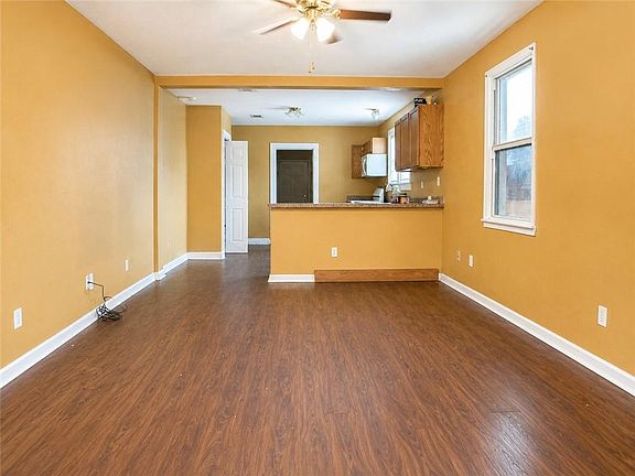 2nd image of 508 Grefer Ave