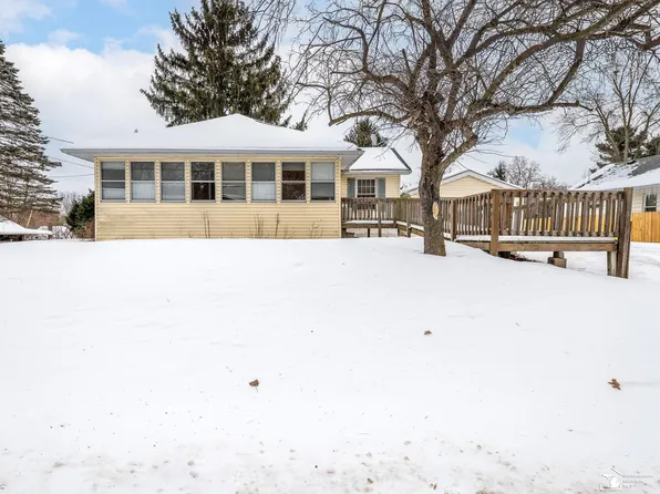 317 Lockwood St, Jackson, MI 49203