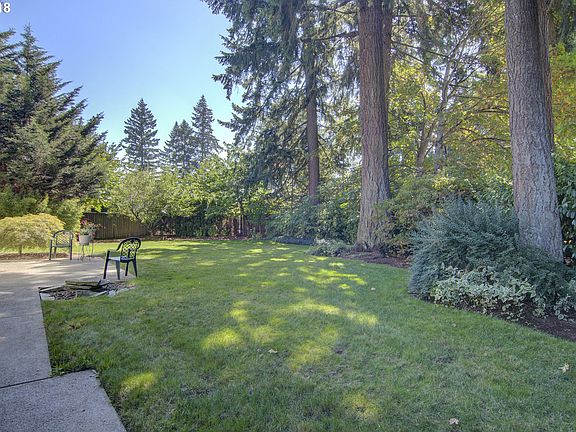 4th image of 8902 NE 104th Ave