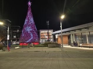 7680 Granville Ave #701, Richmond, BC V6Y4B9