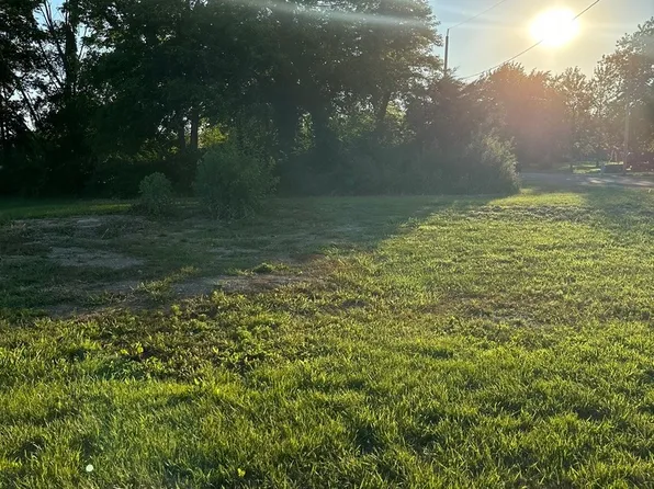 33987 Conley Rd, Mackinaw, IL 61755