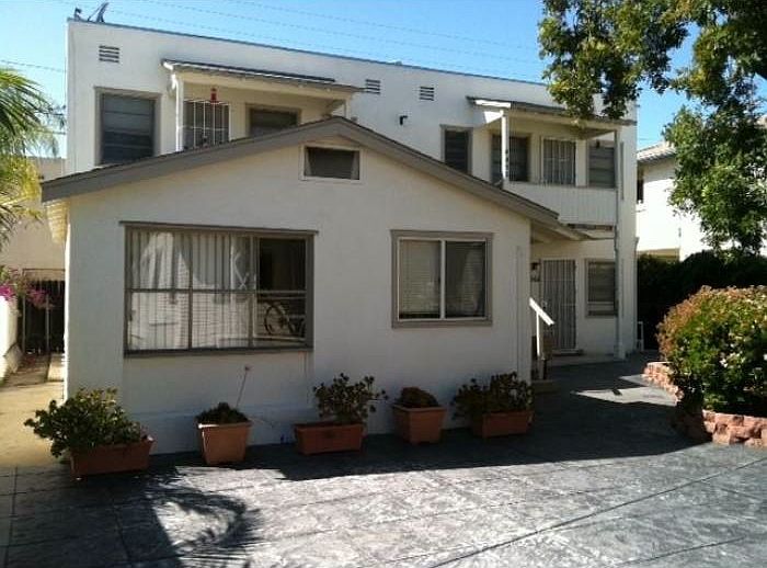 1st image of 4448 1/2 Marlborough Ave