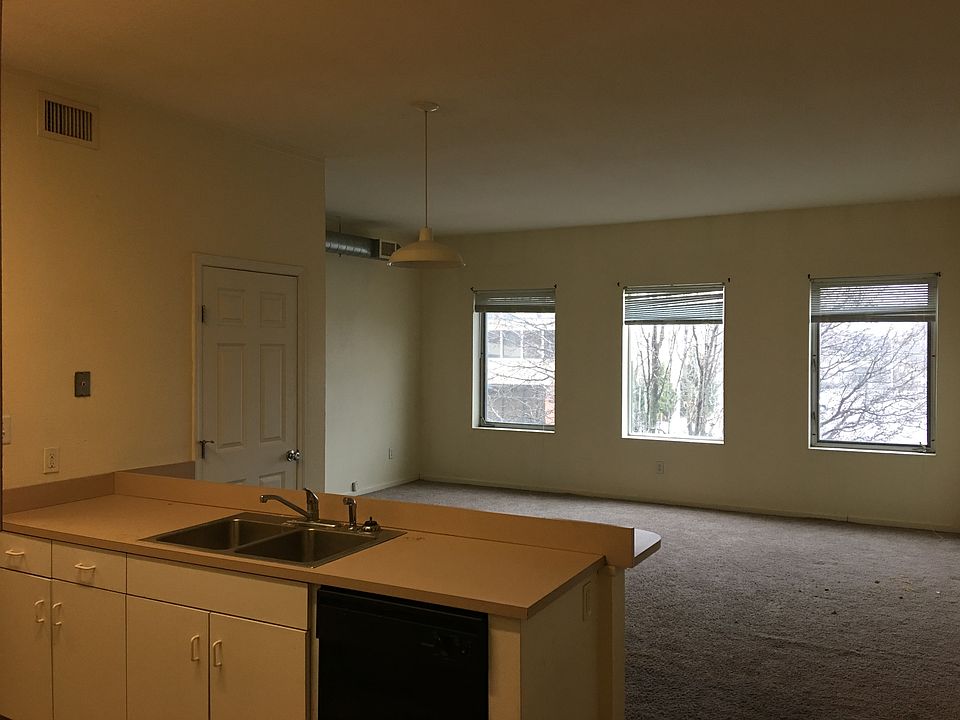 Kitchen & Living Room