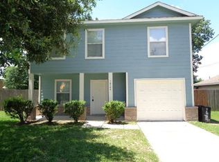 16786 Fallen Timbers Dr, Conroe, TX 77385