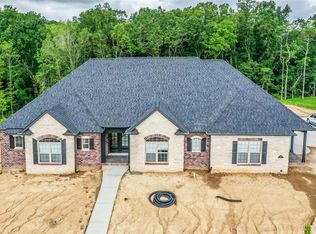 1817 Bethel Ridge Farms Blvd, O'Fallon, IL 62269