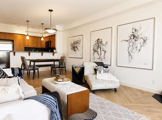 100 W Lakeway Blvd #315, Sylvan Lake, AB T4S0A4