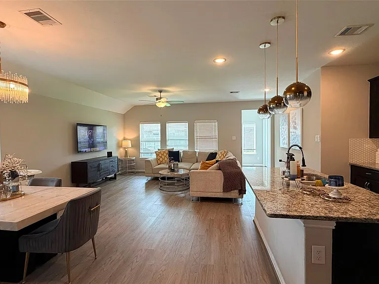 25112 Slow Pines Dr — Photo 6